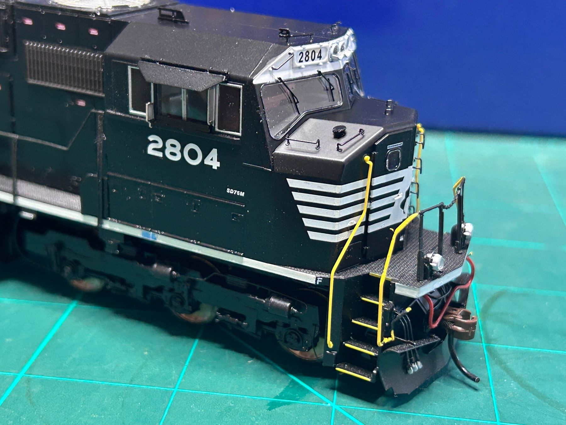 Athearn Modelleisenbahnen: EMD SD75M Norfolk Southern – Neu (gemäss Beschreibung) aus Leuzigen von pierrot-ho 5