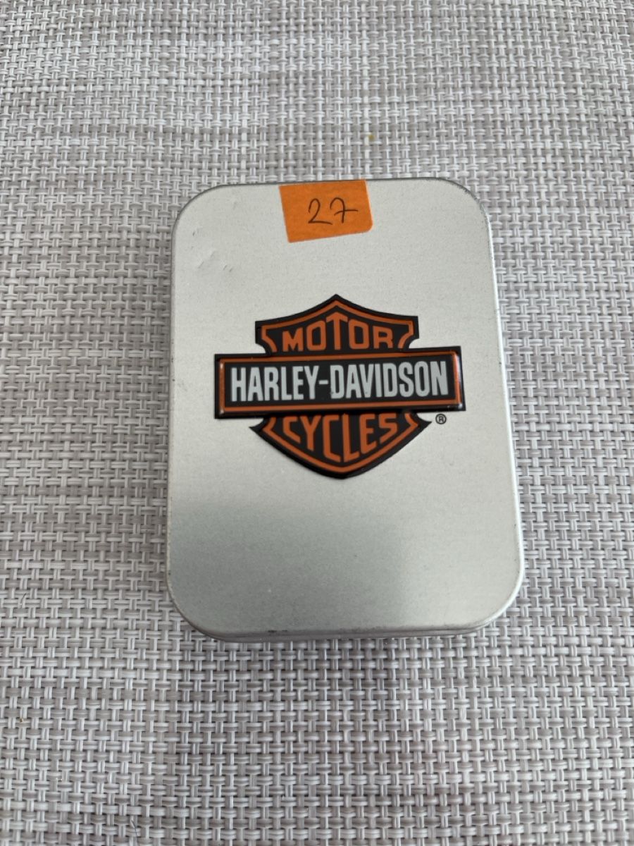Zippo Accendini: Zippo Feuerzeug Harley Davidson Logo – Usato da Bassersdorf venduto da VERO-EN