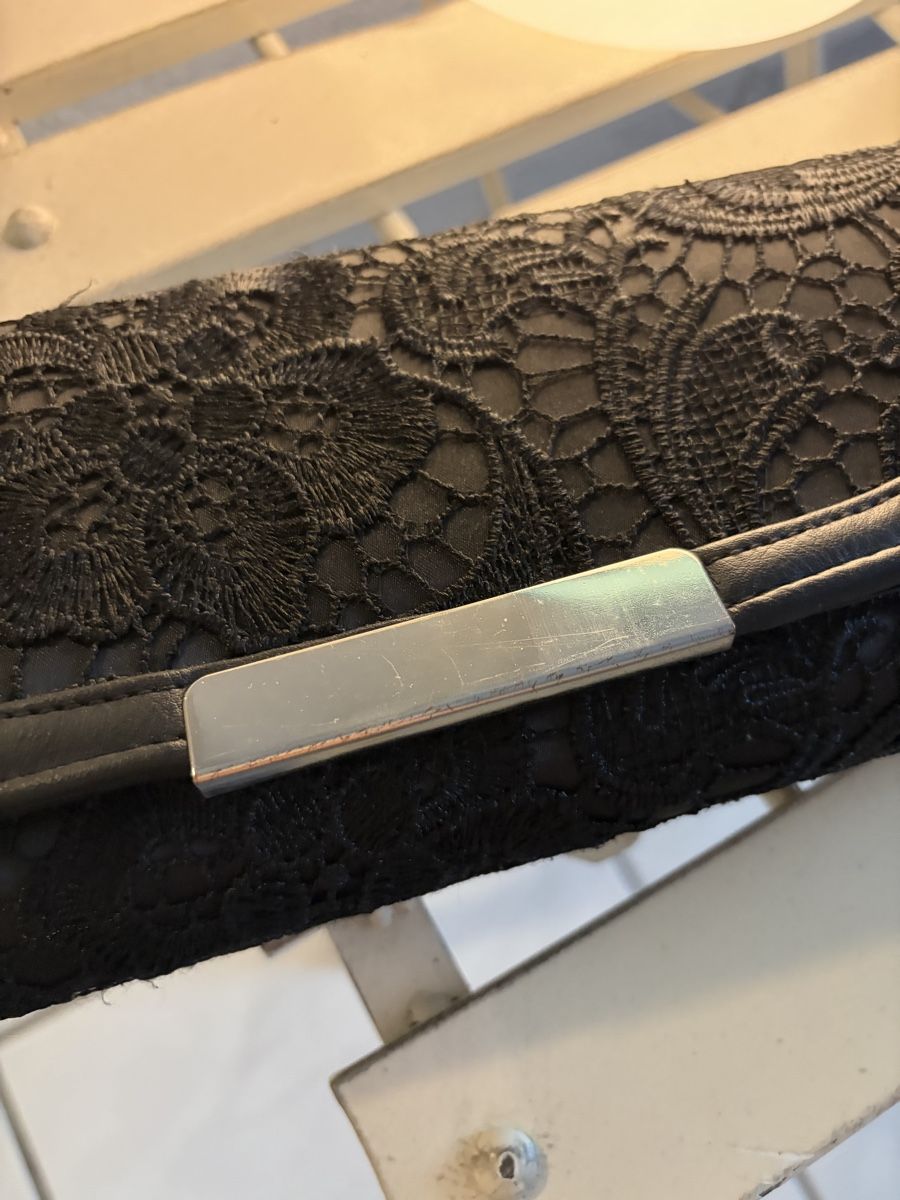 Borse da donna: Schwarze Tasche – Usato da Olten venduto da edona_muslija 2