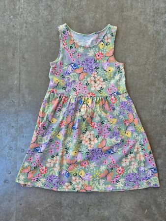 Kleid von H&M Gr. 122/128