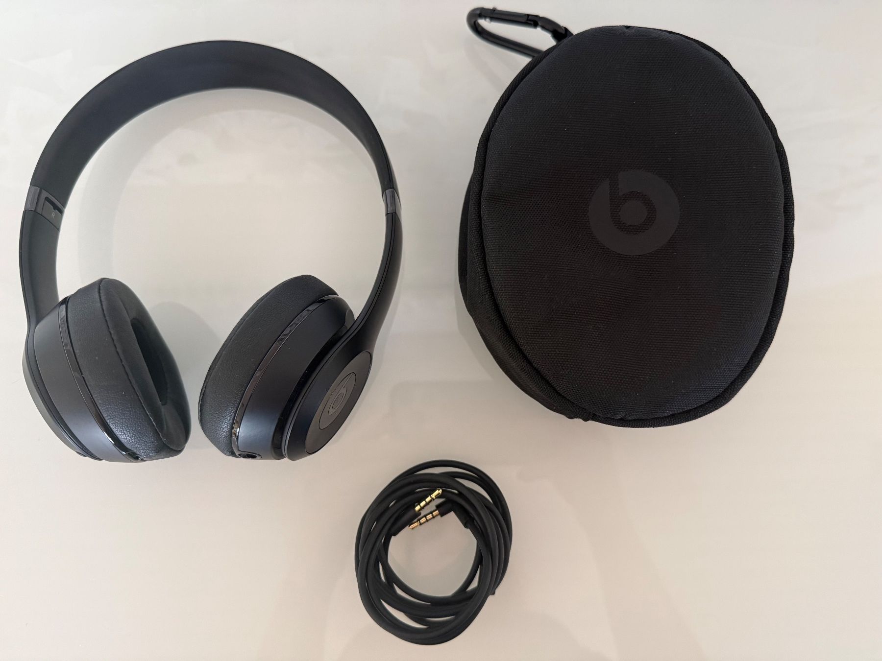 Beats Casques audio: Kopfhörer Beats Solo 3 Wireless Schwarz – D'occasion à Meilen par Aqualinas