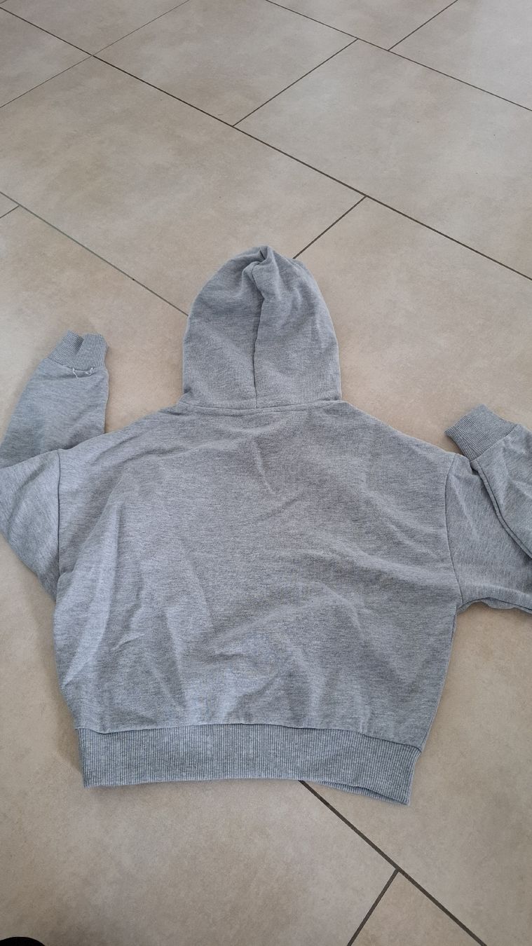 Maglioni & Felpe: Kapuzenpullover - Grösse XXS – Nuovo e nell'imballaggio originale da Rickenbach b. Wil venduto da VeryLovelyThings 2