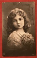 Antike Fotopostkarte, Frauen, Theater, Kostüme 1913