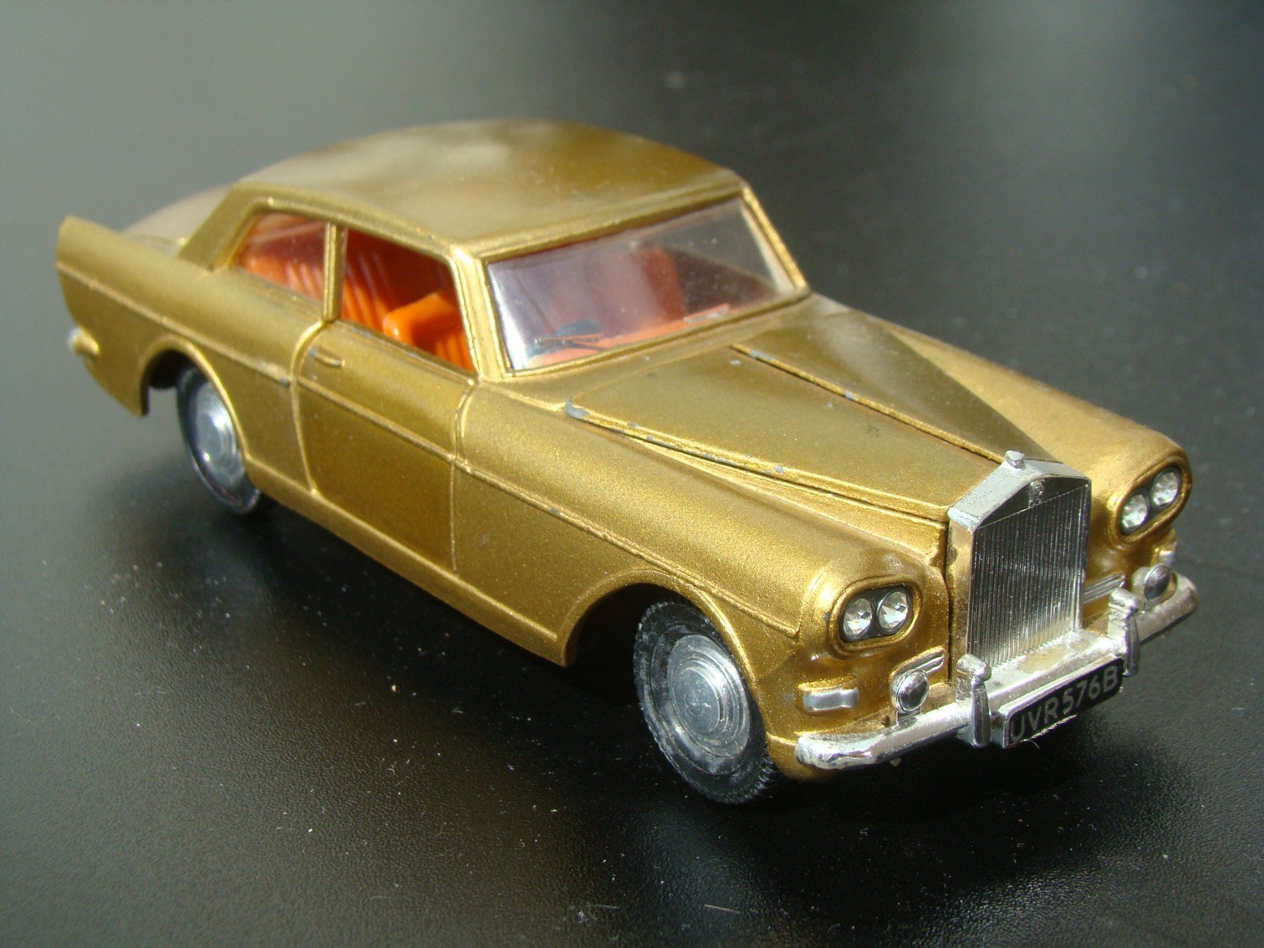 Dinky Toys Modellini d'auto: Dinky Rolls Royce Silver Cloud III gold Nr 127 selten – Usato da Walzenhausen venduto da Vanquish711 8