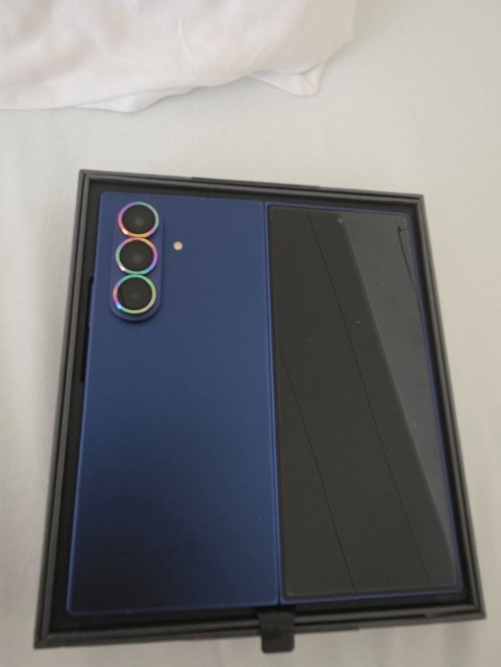 Samsung Telefoni cellulari / Smartphones: Samsung Z Fold 7 512GB Shadow Blue – Usato da Sissach venduto da Maurizio0 1
