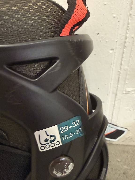Decathlon Pattini in linea & Pattini a rotelle: Inlineskate Kinder – Usato da Stans venduto da ste_yf8p 3