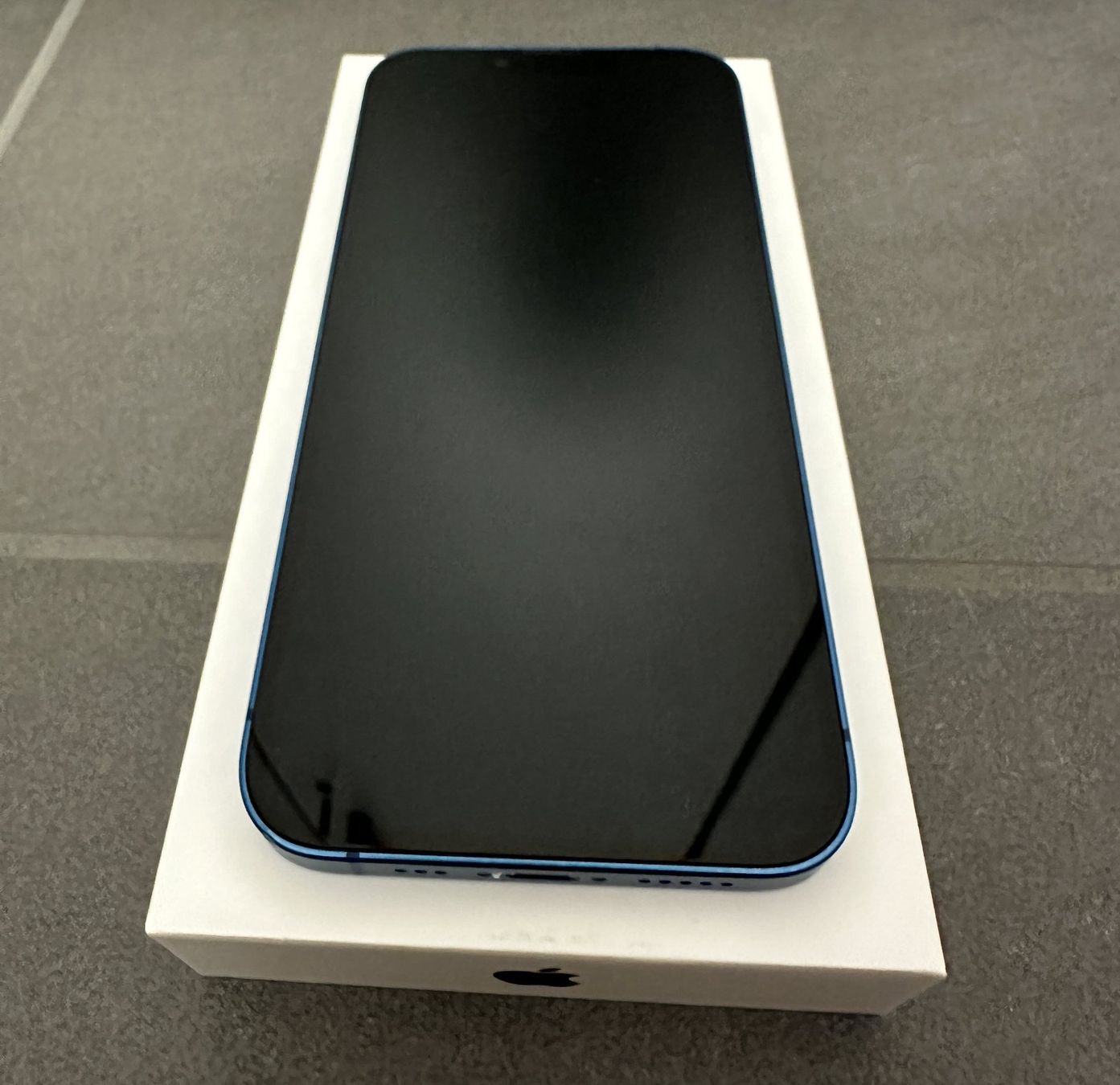 Apple Handys / Smartphones: Apple iPhone 13 blau (128GB) – Gebraucht aus Illnau von Portland80 1
