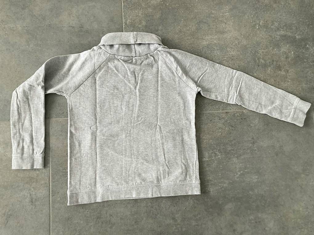 Maglioni & Felpe: Cooler Mädchenpullover (Gr. 134) – Usato da Hettlingen venduto da rselchi 3