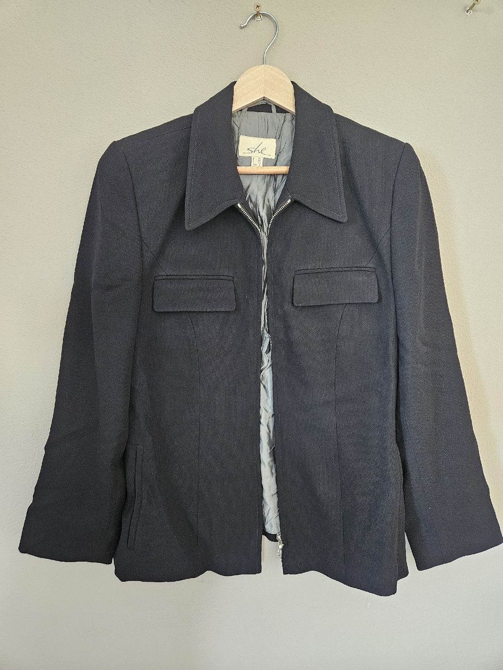 Giacche: Schwarzer Blazer Jacke Marke SHE – Usato da Eschenbach SG venduto da MarThu