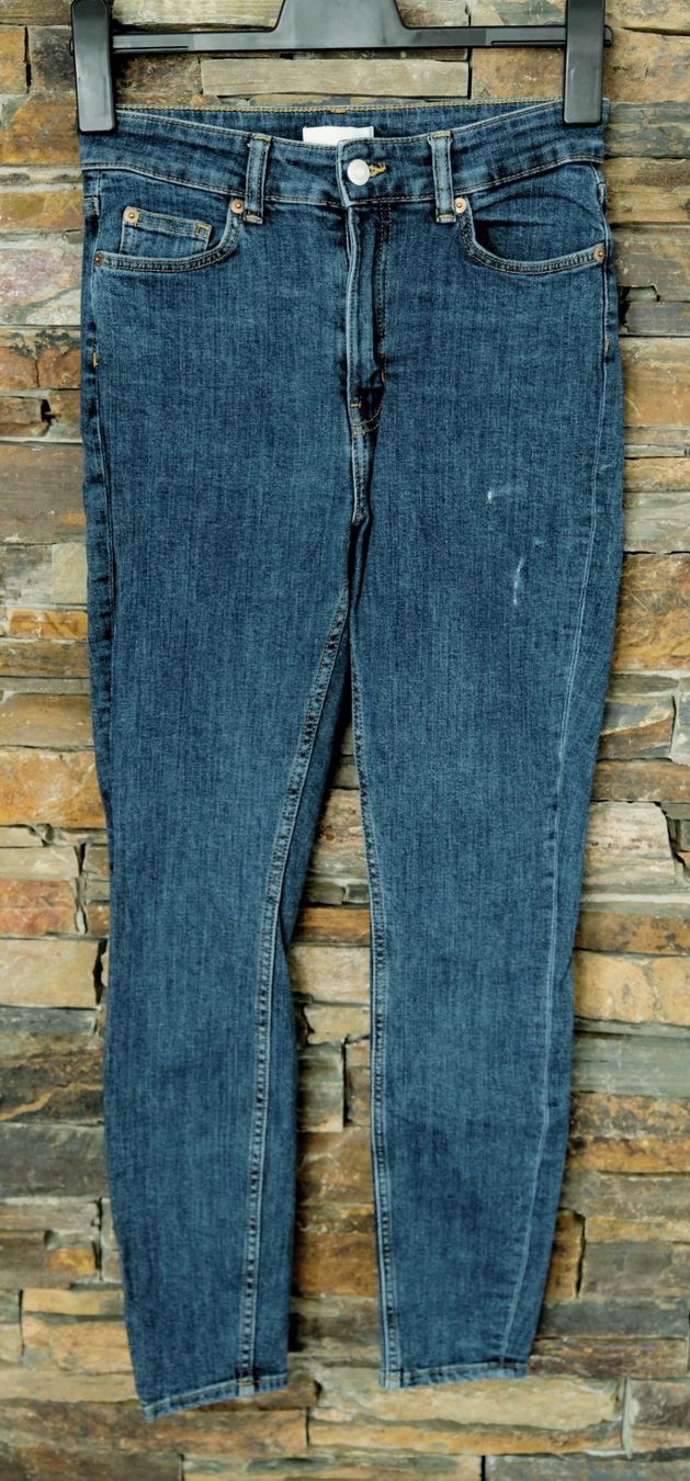 H&M Jeans: Jeans H&M Gr. 38 blau – Usato da Wohlen AG venduto da Exitburn