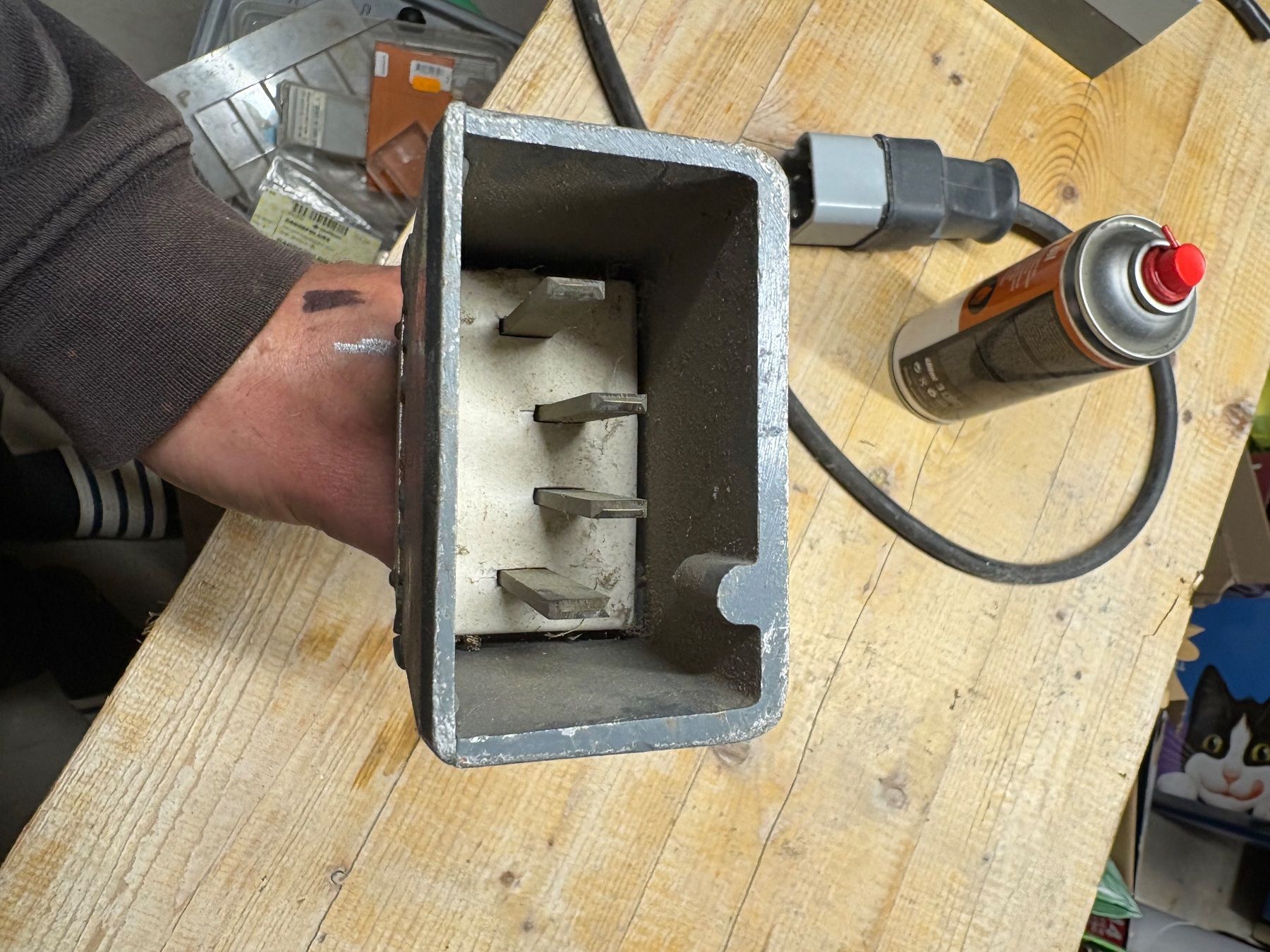 Spine: Stecker 25A 500V gebraucht 4Pol – Usato da Wängi venduto da puller02 1