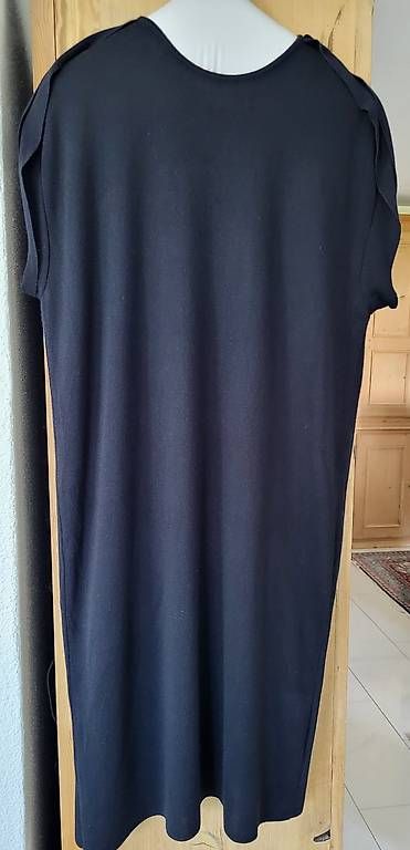Vestiti: Hessnatur  Elegantes Kleid  40 – Usato da Zizers venduto da Roosi1
