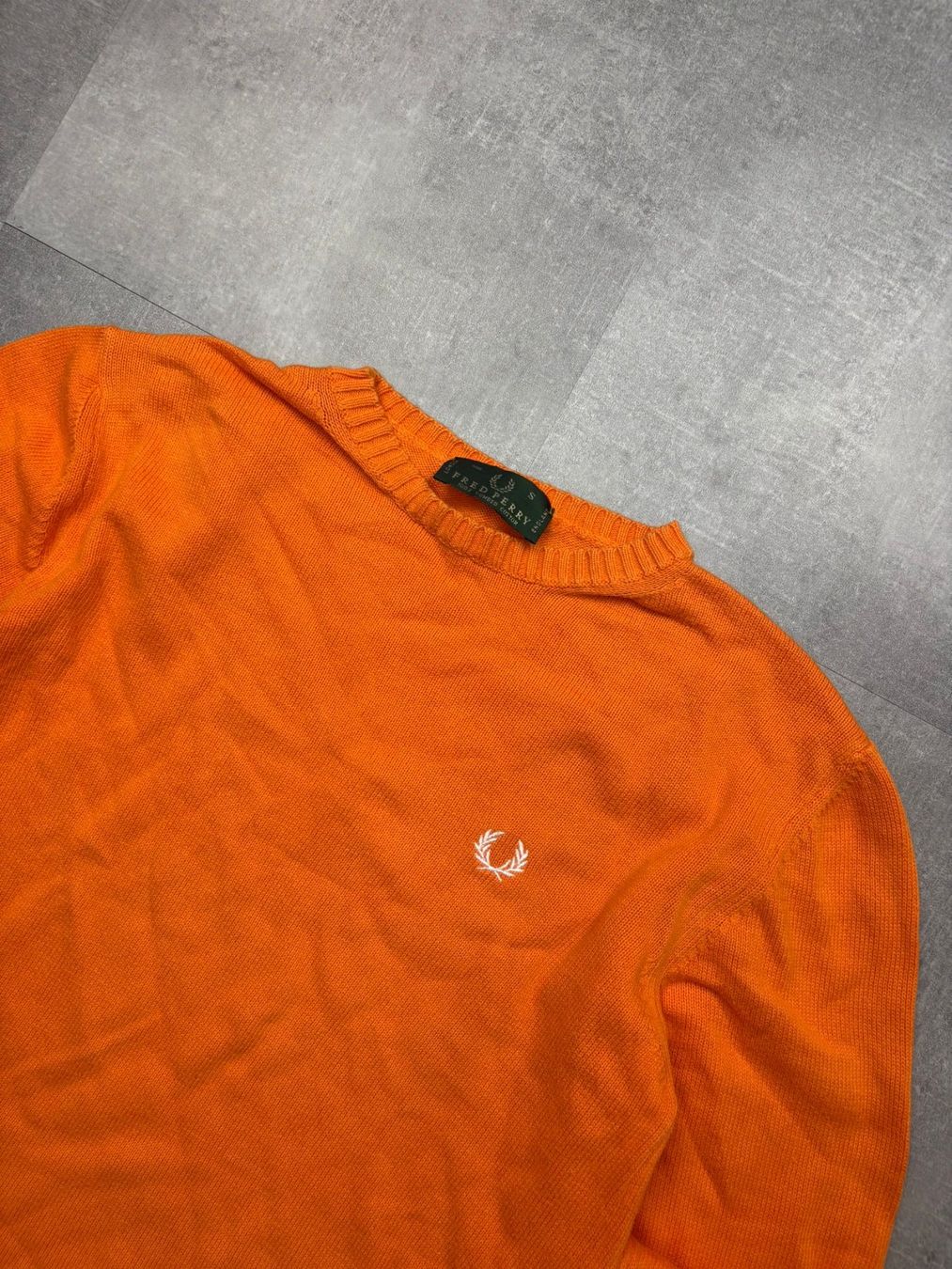 Fred Perry Maglioni & Felpe: Fred Perry Sweater Orange - Grösse S – Nuovo (secondo la descrizione) da Werdenberg venduto da hase.vintage 1