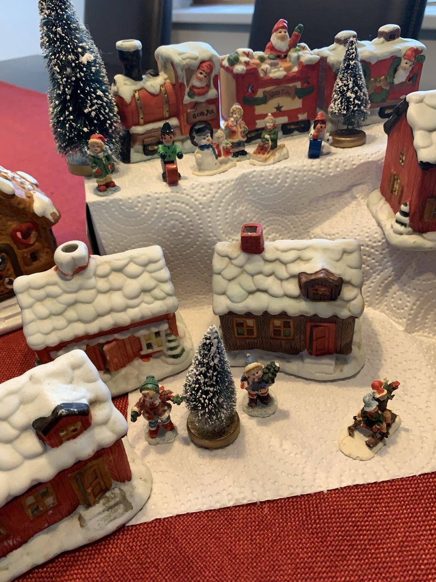 Toutes les décorations: Herziges Weihnachtsdörfli – D'occasion à Bauma par Mia_10 3