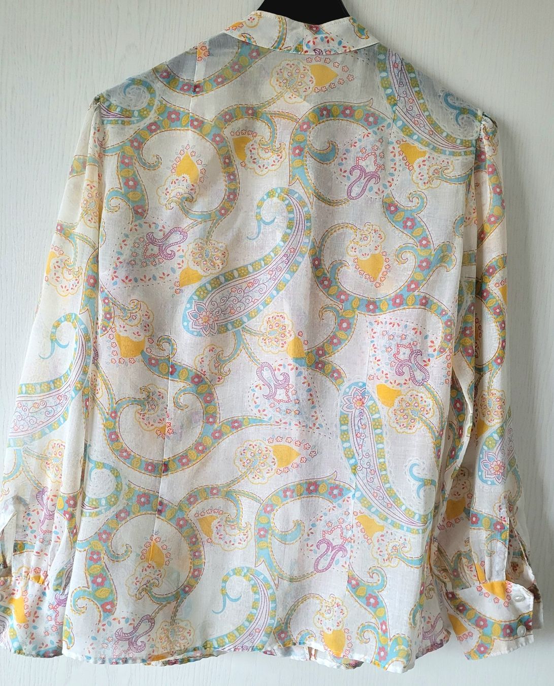 Blusen: Superleichte Vintage Chiffon-Bluse – Gebraucht aus Oberuzwil von rtr_wp6m 2