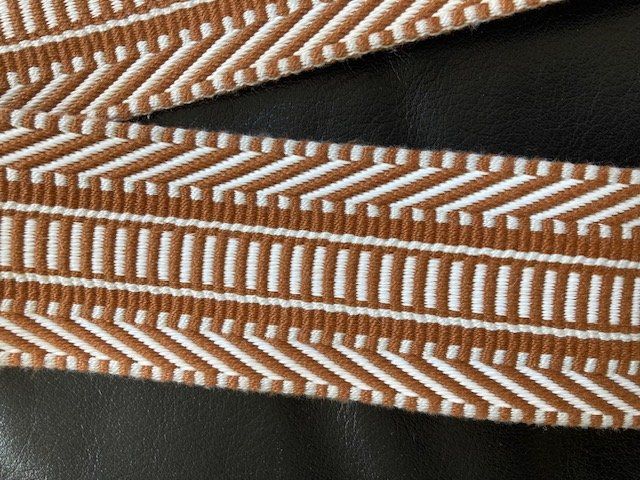 Hermès Altro in  Abbigliamento & Accessori: HERMES SANGLE ZIGZAG TASCHENGURT, GOLD/BLANC, TOP MIT OVP – Nuovo (secondo la descrizione) da Zürich venduto da elegantissima 2