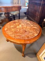 petite table basse en bois et marbre