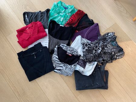 Kleiderpaket Damen Gr. 36 gebraucht u. einiges neuwertig