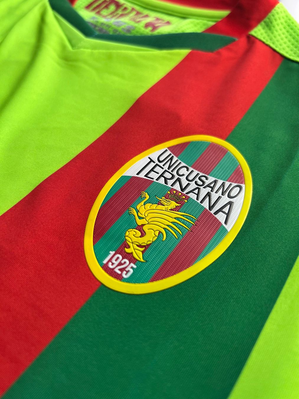 Canottiere & Pantaloni: TERNANA CALCIO 2017/2018 NEU – Nuovo e nell'imballaggio originale da Lüchingen venduto da Jersey_Time 2