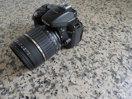 NIKON D5300 mit Objektiv 18-200mm