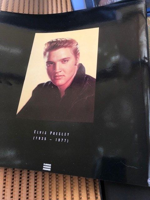 CD: Elvis Presley – Nuovo (secondo la descrizione) da Aarwangen venduto da Jukebox3 7