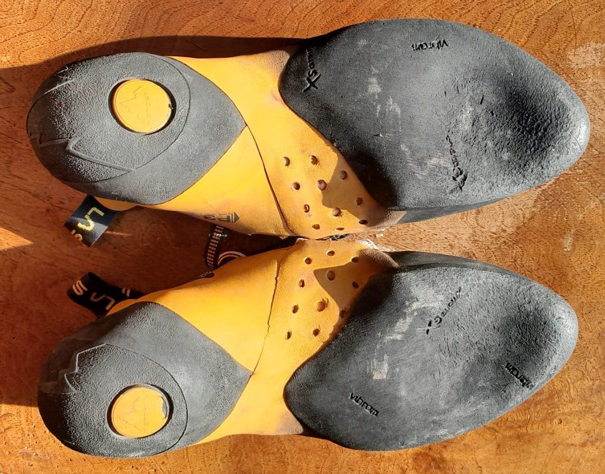 Chaussures hommes: Chaussons Escalade  La Sportiva Solution P3 – D'occasion à Champéry par Gargantua01 3