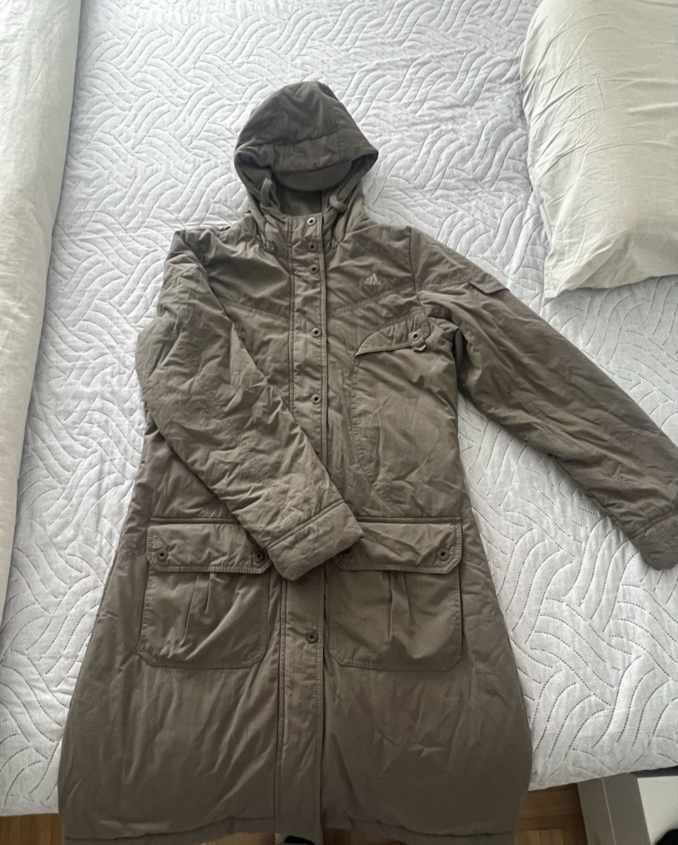 Mäntel: Adidas Wintermantel Damen – Neu (gemäss Beschreibung) aus Biel/Bienne von Peeeep10 2