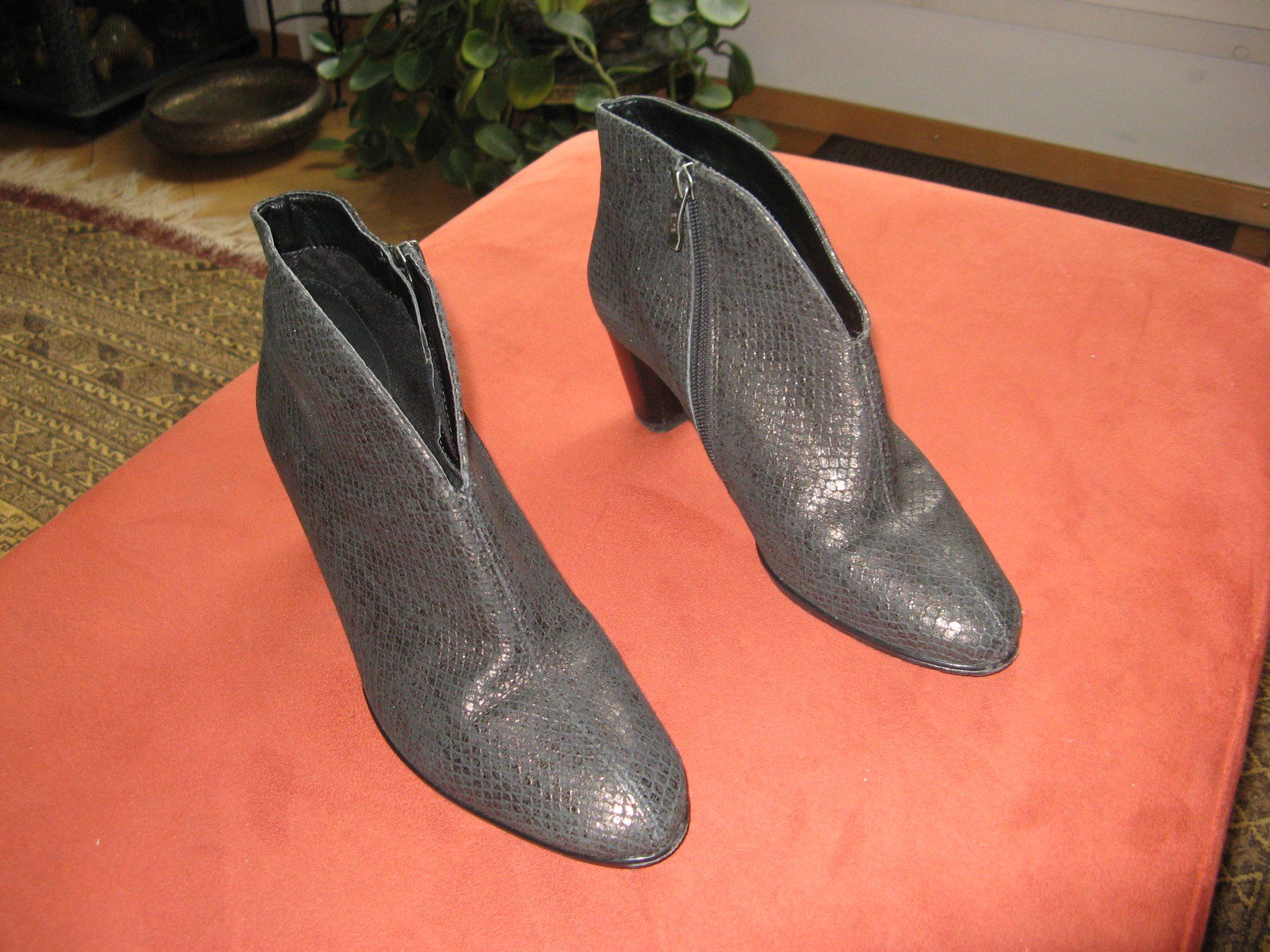 Ara Damenschuhe: Stiefeletten Gr. 39 von Ara – Gebraucht aus Zürich von apil 6