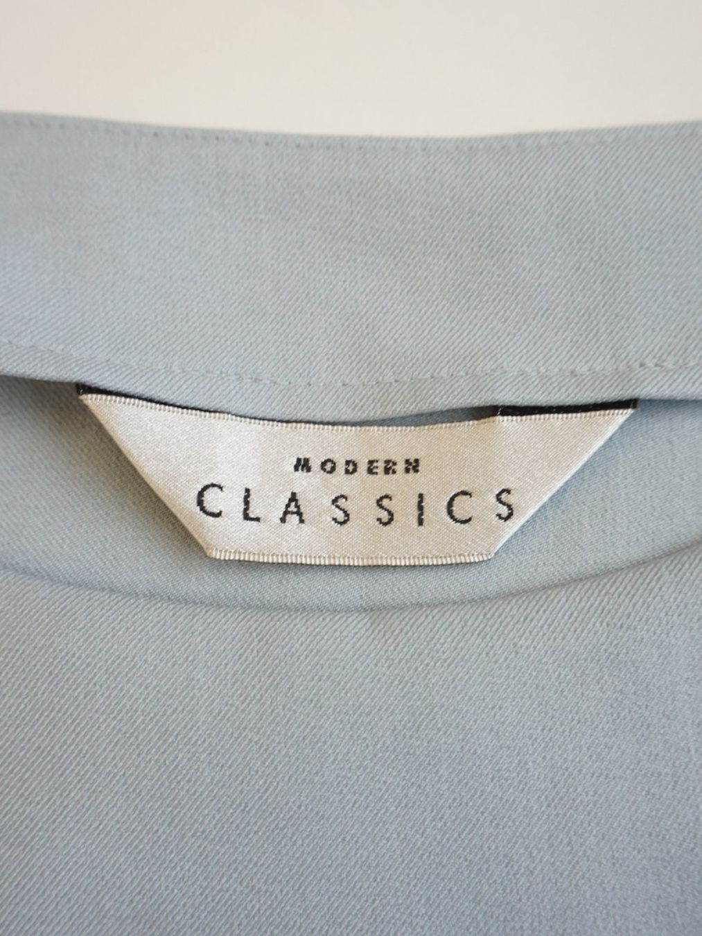 Lotti di vestiti: Modern Classics hellblaues Kleiderset Gr. 38/M – Usato da Pratteln venduto da Restwert_Pratteln 8