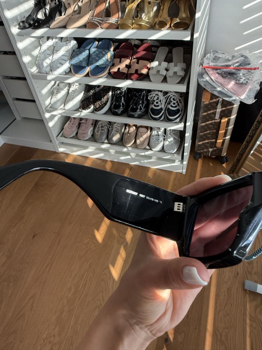 Off-White Lunettes & Verres: Off white Brille – Neuf (Voir description) à Mellingen par eli_7hdx 4