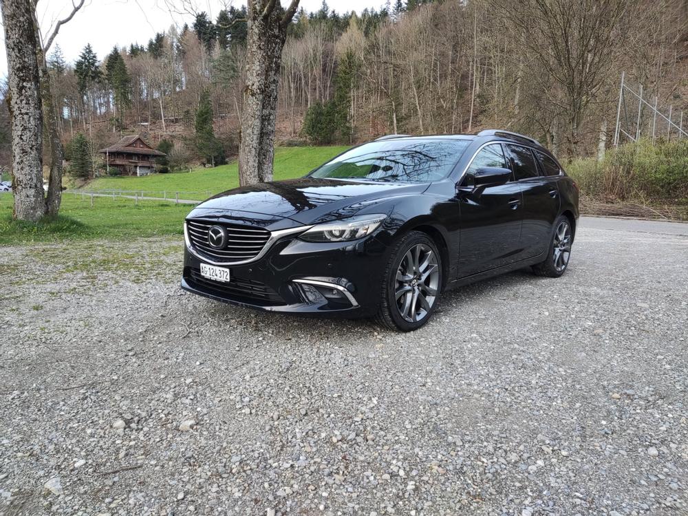 Mazda 6 AWD Revolution automat