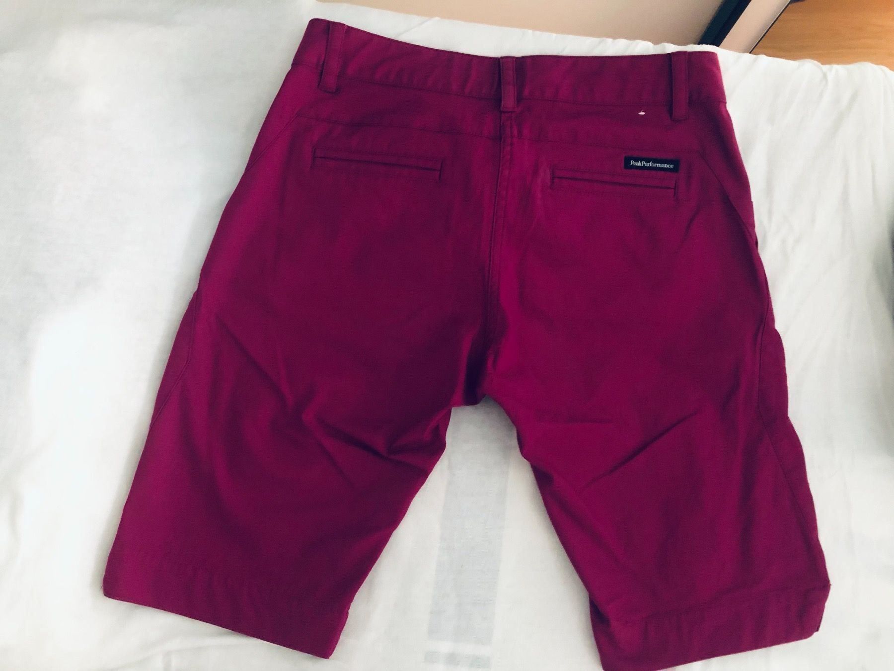 Peak Performance Lotti di vestiti: Shorts und Weste (Golf) – Nuovo (secondo la descrizione) da Dübendorf venduto da fadrinli 3