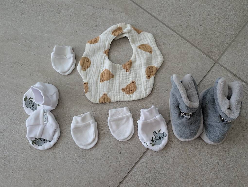 Lotti & Set di vestiti: Neugeborenen Kleidung – Usato da Lostorf venduto da HappyFlohmarkt 1