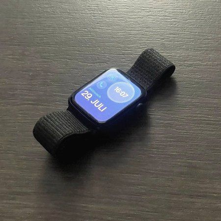 Apple Smartwatch: AppleWatch  SE (GPS) 2.Generation – D'occasion à Luzern par Bolaf 1