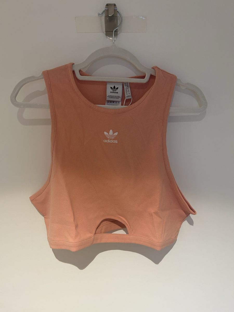 Adidas Tops: Adidas Top – Neu und originalverpackt aus Kloten von raf_6nbr