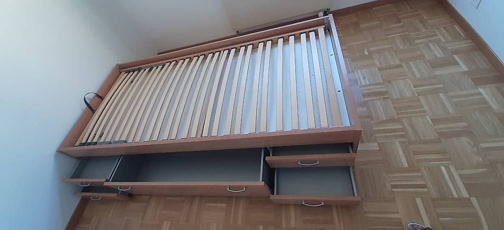 Betten: Letto con doghe e cassetti e materasso Ikea Vesteroy – Gebraucht aus Lugano von mrj_2vw9 2