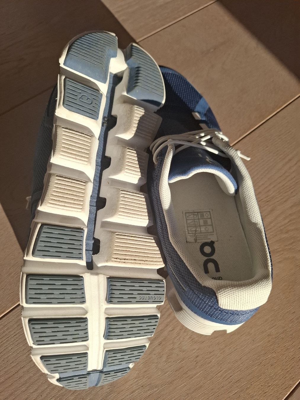 On Damenschuhe: ON Cloud 6 blau Damen 37.5 – Gebraucht aus Seuzach von ssz_j8tb 2