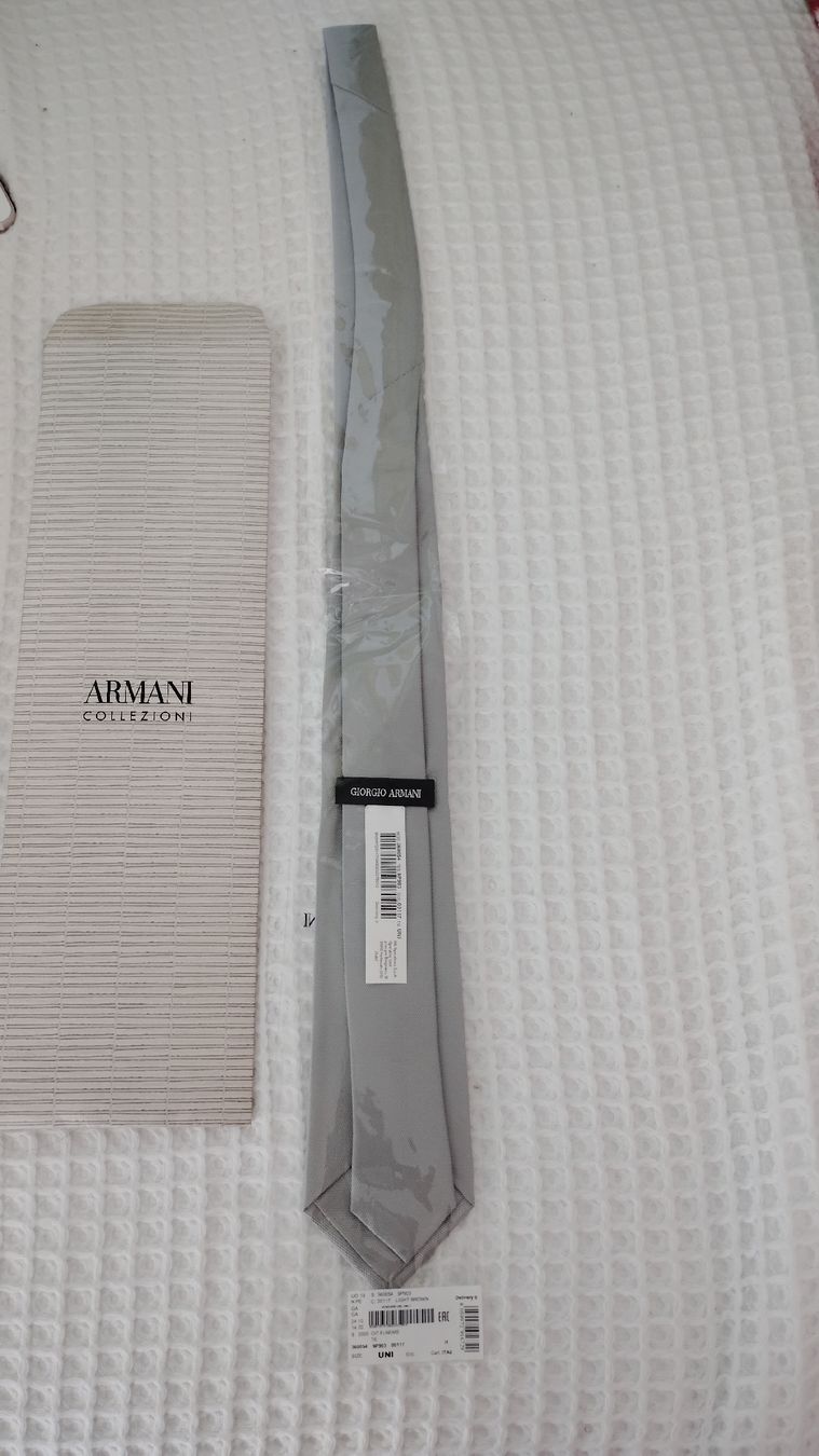 Armani Cravatte: kravatte Giorgio Armani – Nuovo e nell'imballaggio originale da Spreitenbach venduto da ludwigmaira 1