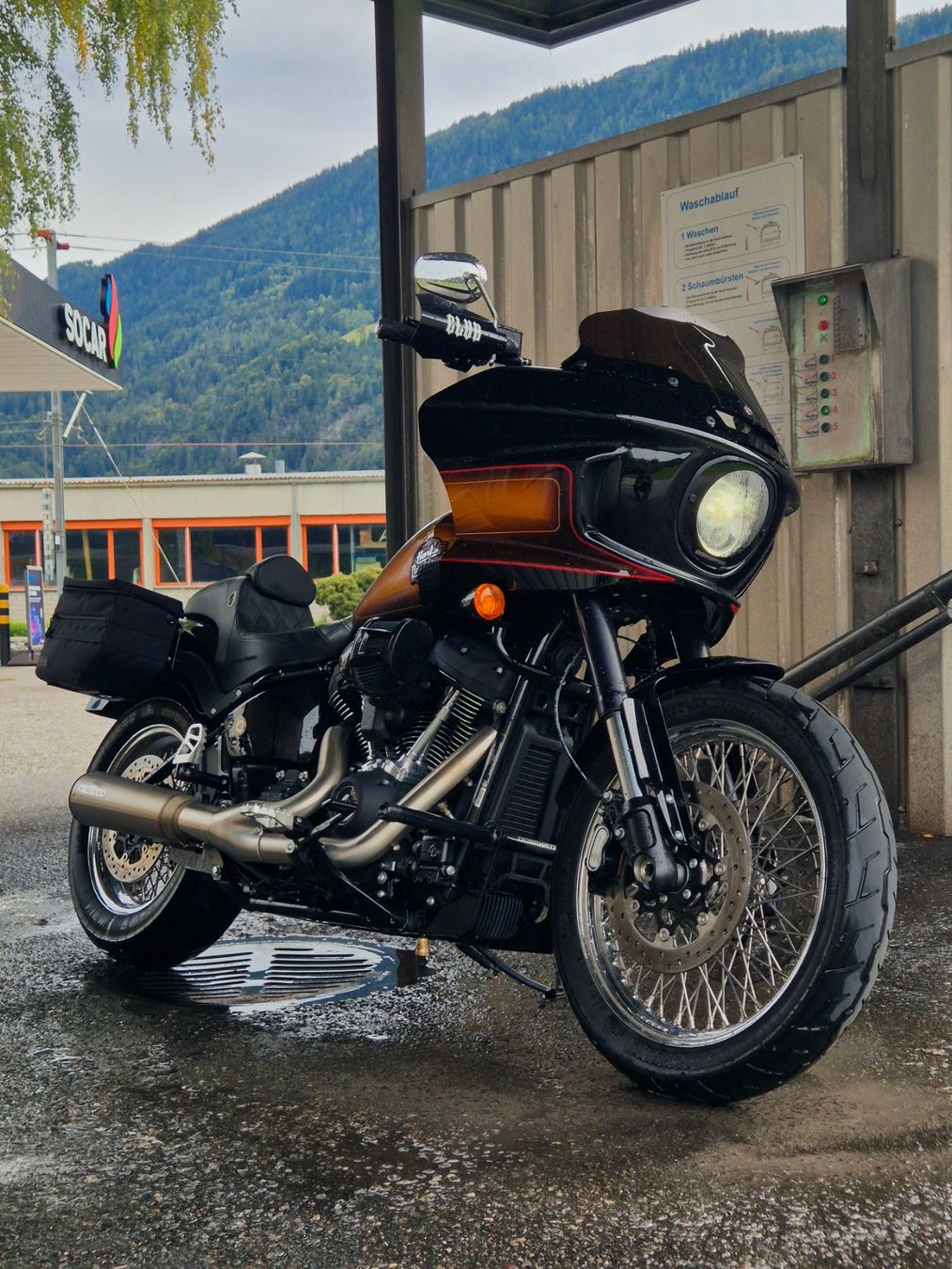 Harley-Davidson Strada: Harley Davidson  Softail Low Rider ST – Usato da Castrisch venduto da Dingwall88