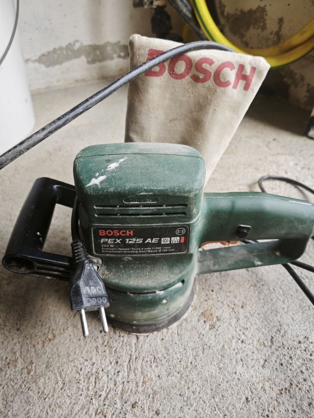 Bosch Schleifen & Polieren: Exzenterschleifer Bosch – Gebraucht aus Riedtwil von Allesmussweg- 1