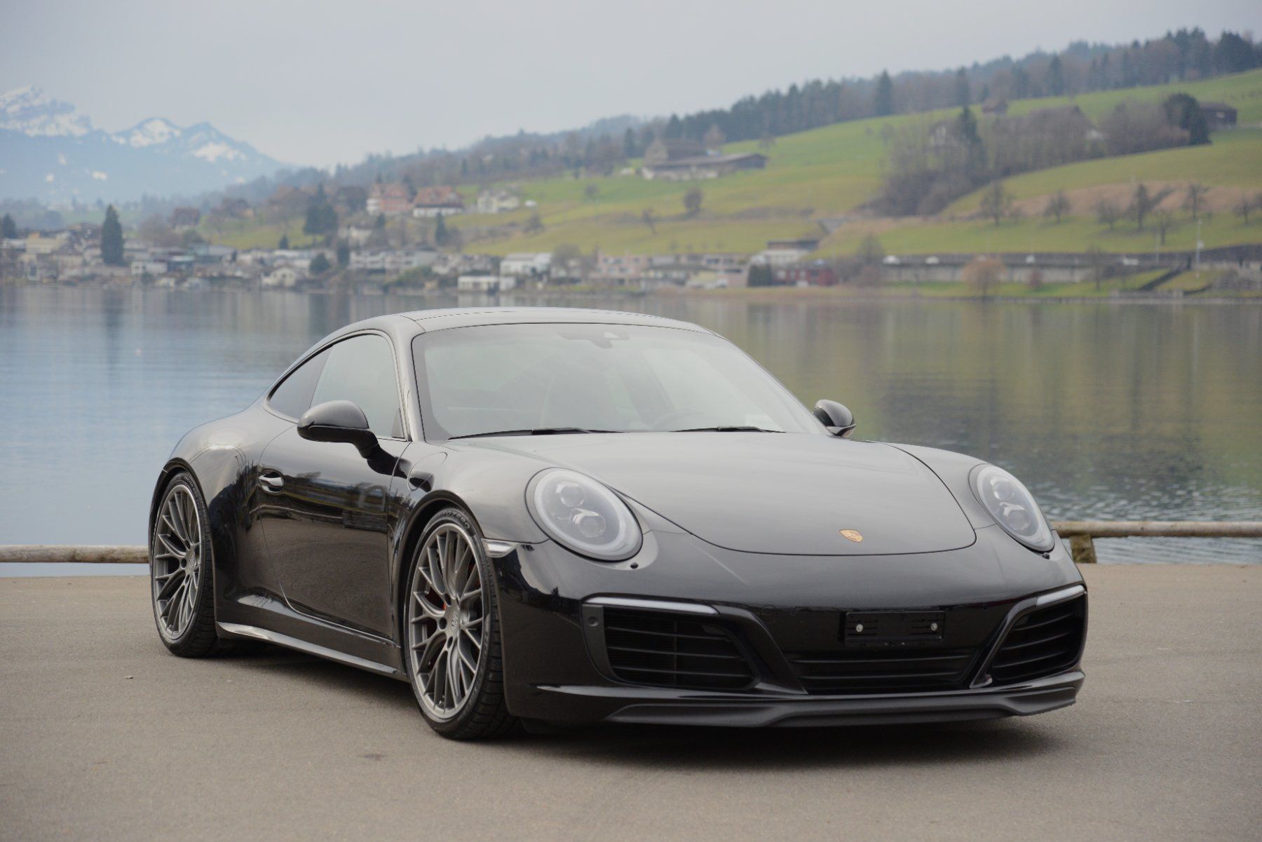 Porsche Automobili: Porsche 991.2 - 4S - Handschalter – Usato da Küssnacht am Rigi venduto da milantech