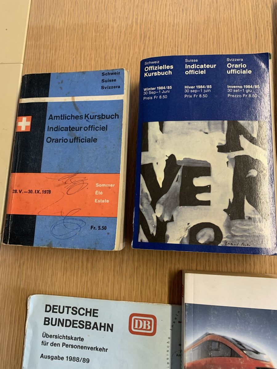 Modelleisenbahnen: Fahrplanbücher der SBB, DB mit Sreckennetz – Gebraucht aus Winden von EmilNeu 4