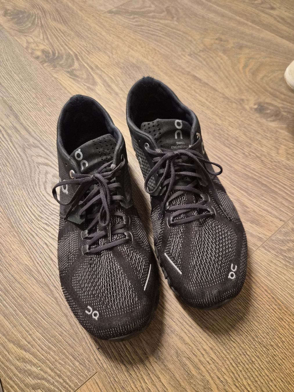 On Herrenschuhe: ON Running Shoes Black Size 43 Used but great ondition – Gebraucht aus Maur von Sofi___ 1