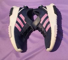 Turnschuhe von Adidas, Grösse 30, wie neu