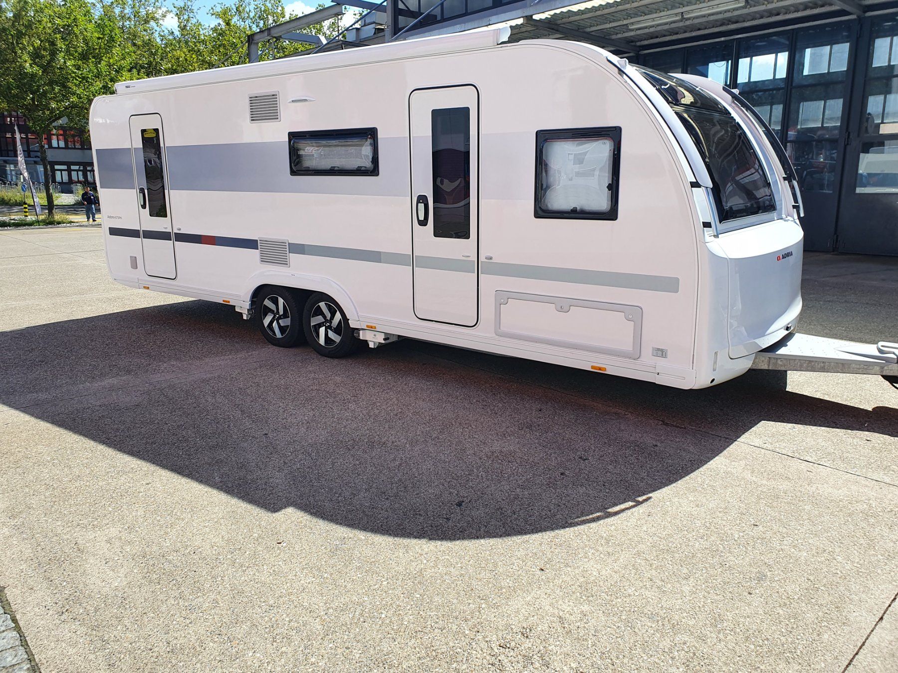 Adria Veicoli da campeggio: Adria Adora 673 PK, Model 2023 – Usato da Nürensdorf venduto da Merc.2017