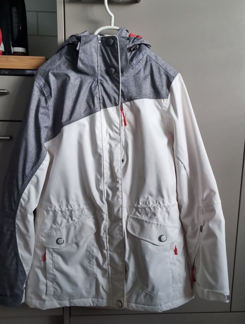 Giacche: Schicke Winterjacke Gr. 40 – Usato da Pfaffnau venduto da Liz6264