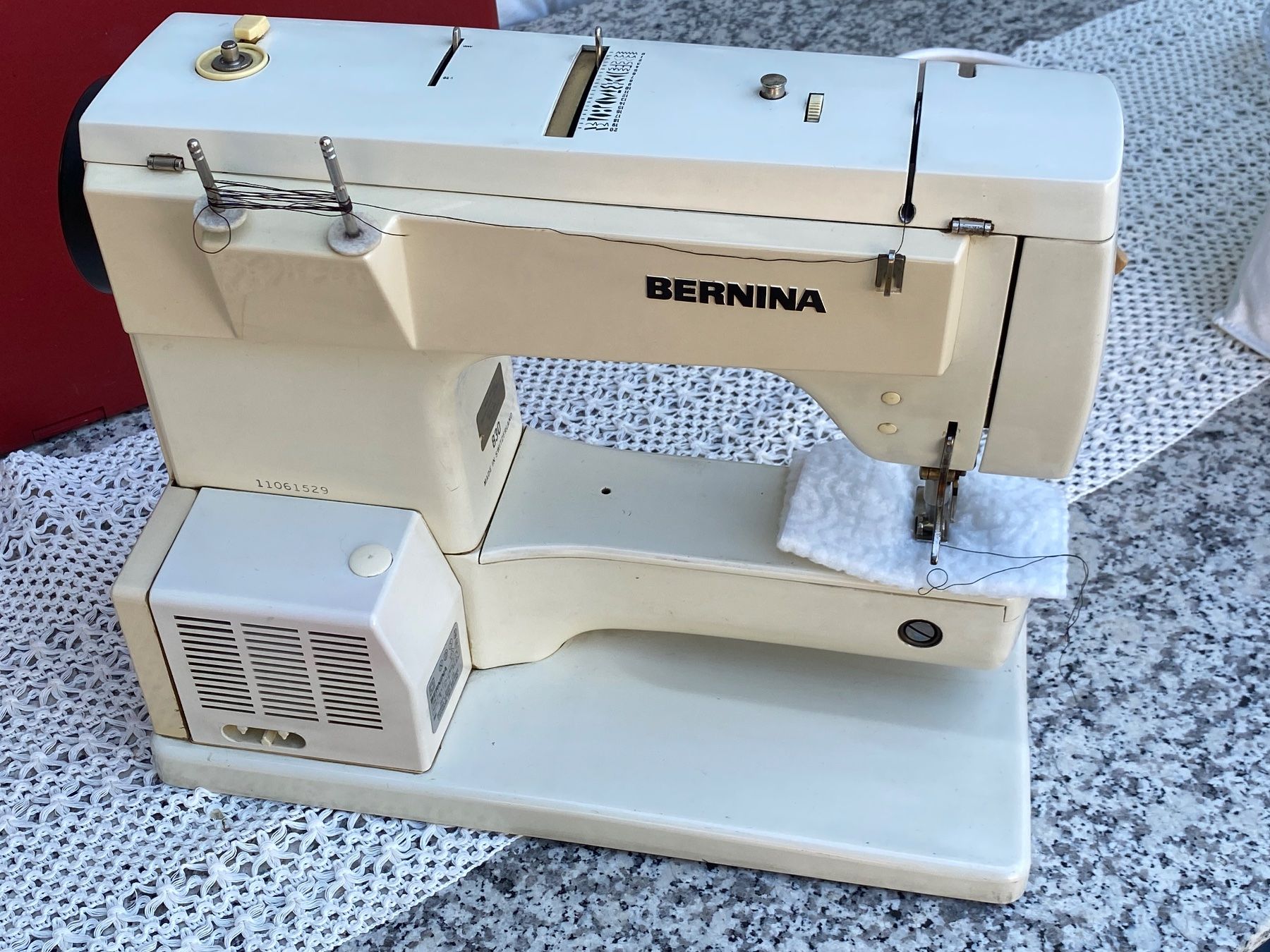 Bernina Macchine da cucire: Bernina 830 Nähmaschine – Usato da Frauenfeld venduto da Peedee-1 3
