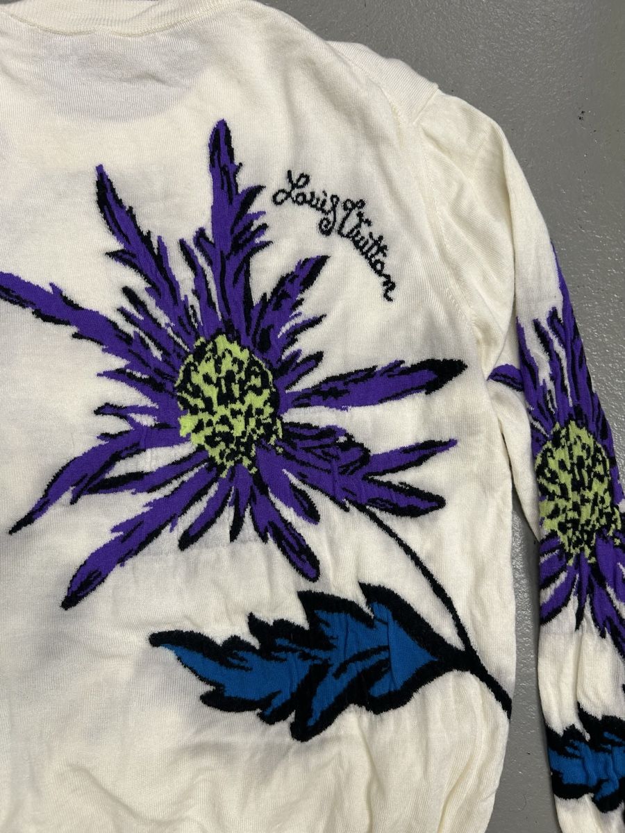 Louis Vuitton Pulls & Sweat-shirts: Louis Vuitton Pullover weiss Blumenmuster – D'occasion à Oetwil am See par ani_7x9l 5
