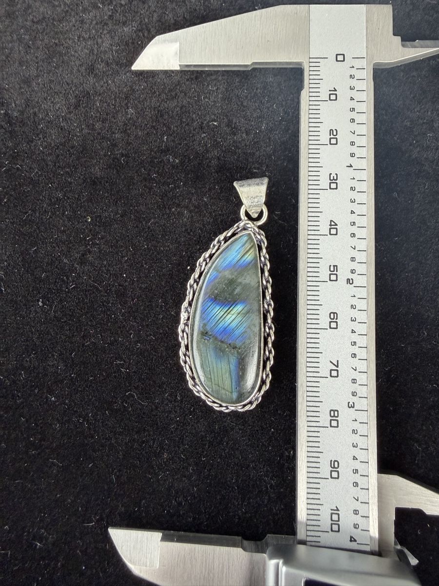 Pietre preziose: Pendentif Labradorite – Usato da Bouveret venduto da GemX 2