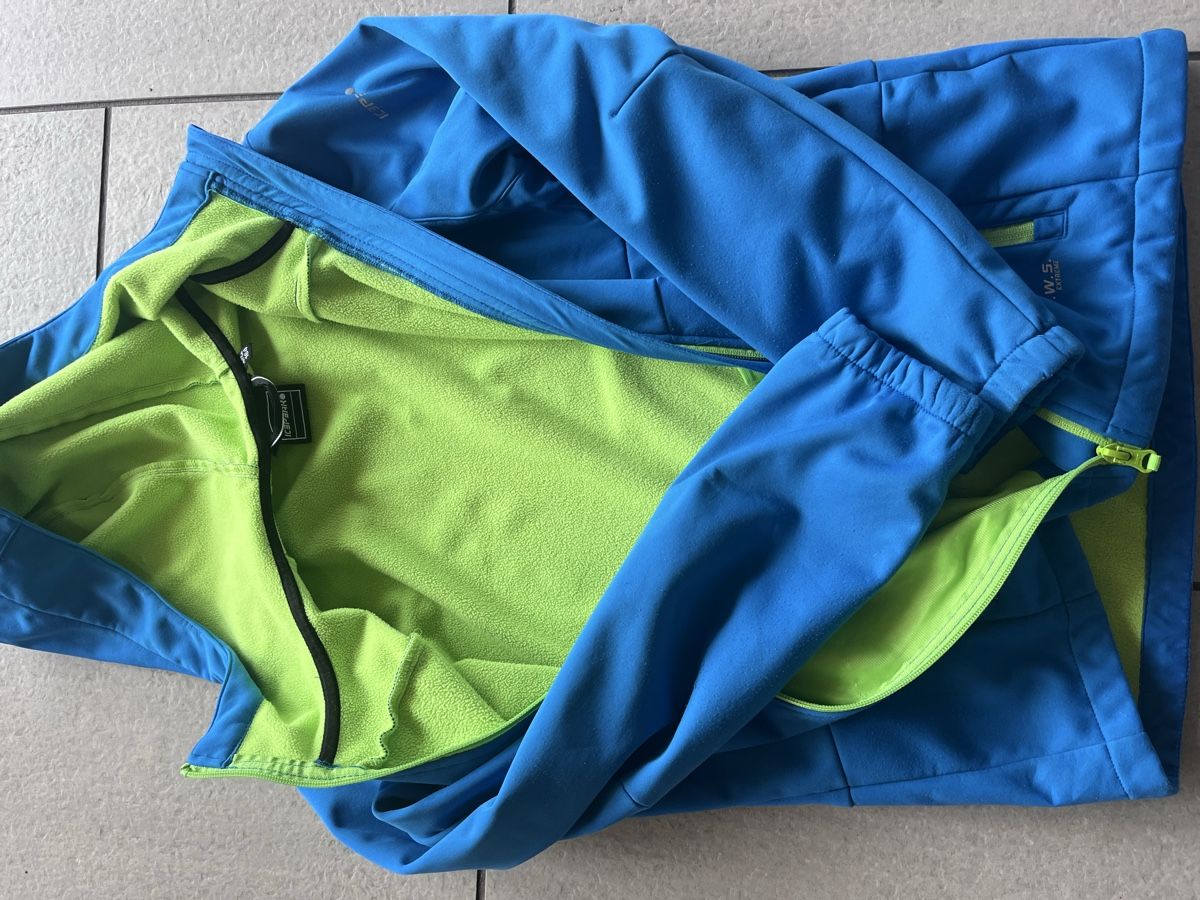 Icepeak Vestes: Icepeak Softshelljacke Grösse 164 – D'occasion à Hagneck par Coloco 1